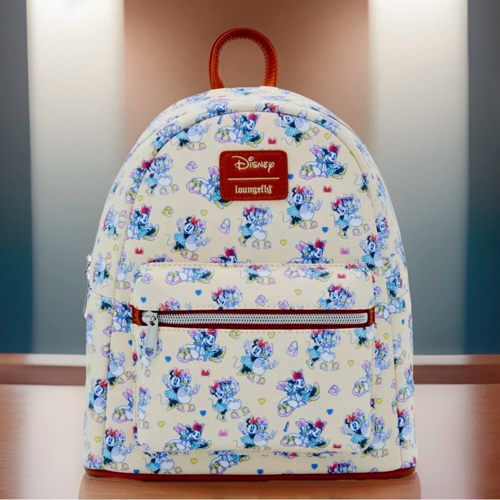 NEW Loungefly All Over Print Disney BFF MINNIE MOUSE & DAISY DUCK White Backpack - Picture 2 of 5